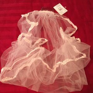 fingertip length bridal veil NEW WITH TAGS